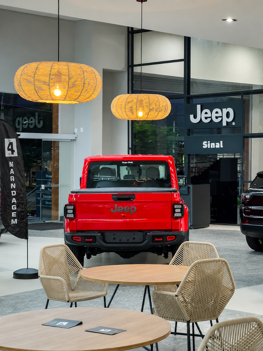 Jeep — lounge institucional